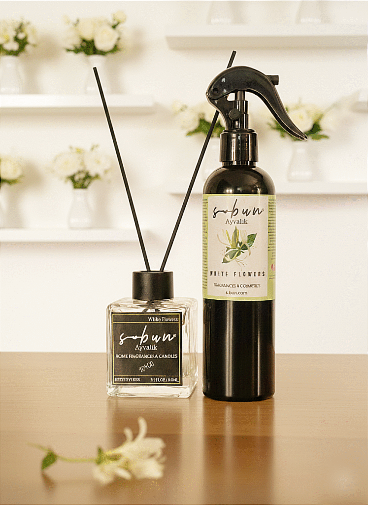 White Flowers Çubuklu Oda Kokusu+250 ml Sprey İkili Set